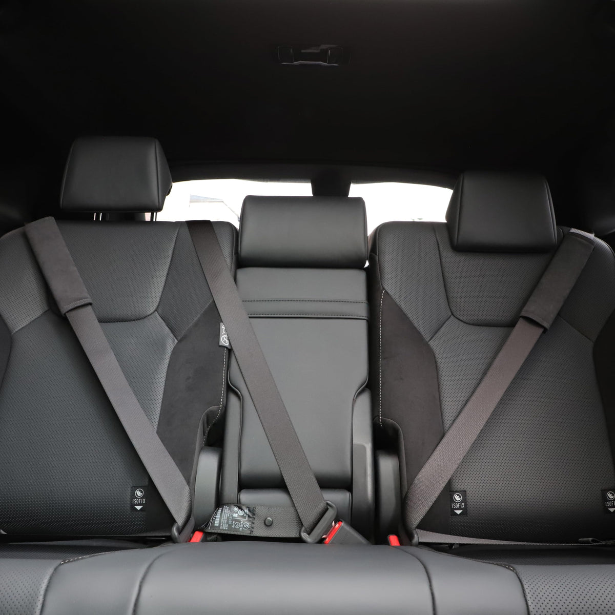 ALTRAALMA 2-Pack Suede Car Seat Belt Shoulder Pads